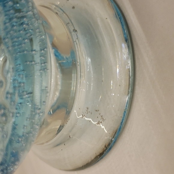 𝅺large glass vase light blue bubbles 10"h x 6"diam. - Picture 6 of 10